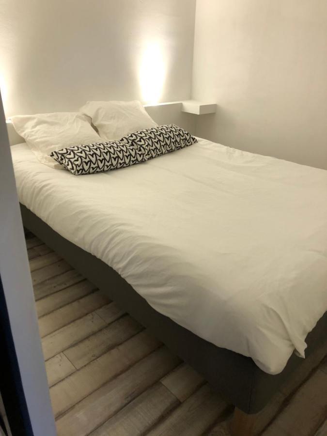 Chez Mel Et Manu Lägenhet Sanary-sur-Mer Exteriör bild